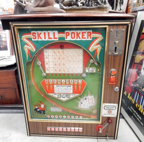 Ancienne machine à sous de bar