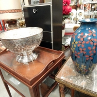 Vasque à champagne et vase savoyard signé Sispa